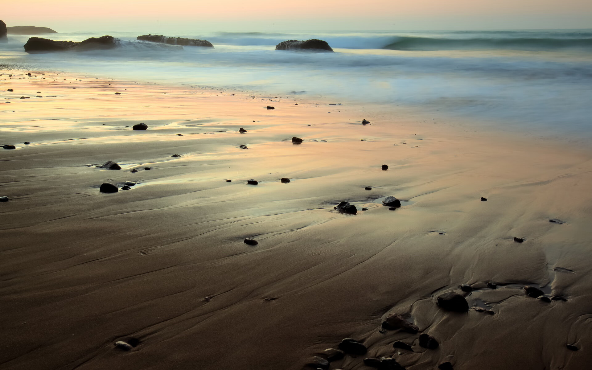 比利时羽毛球选手在比赛中展现出顽强拼搏精神,比利时体育强项
