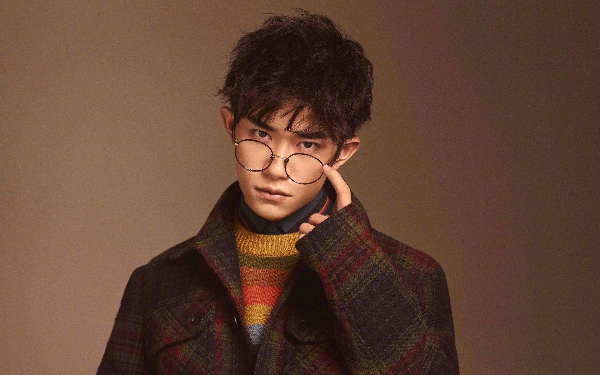 青少年“拼搏精神”公益影像展在南京隆重开幕,传递正能量,青少年公益活动照片