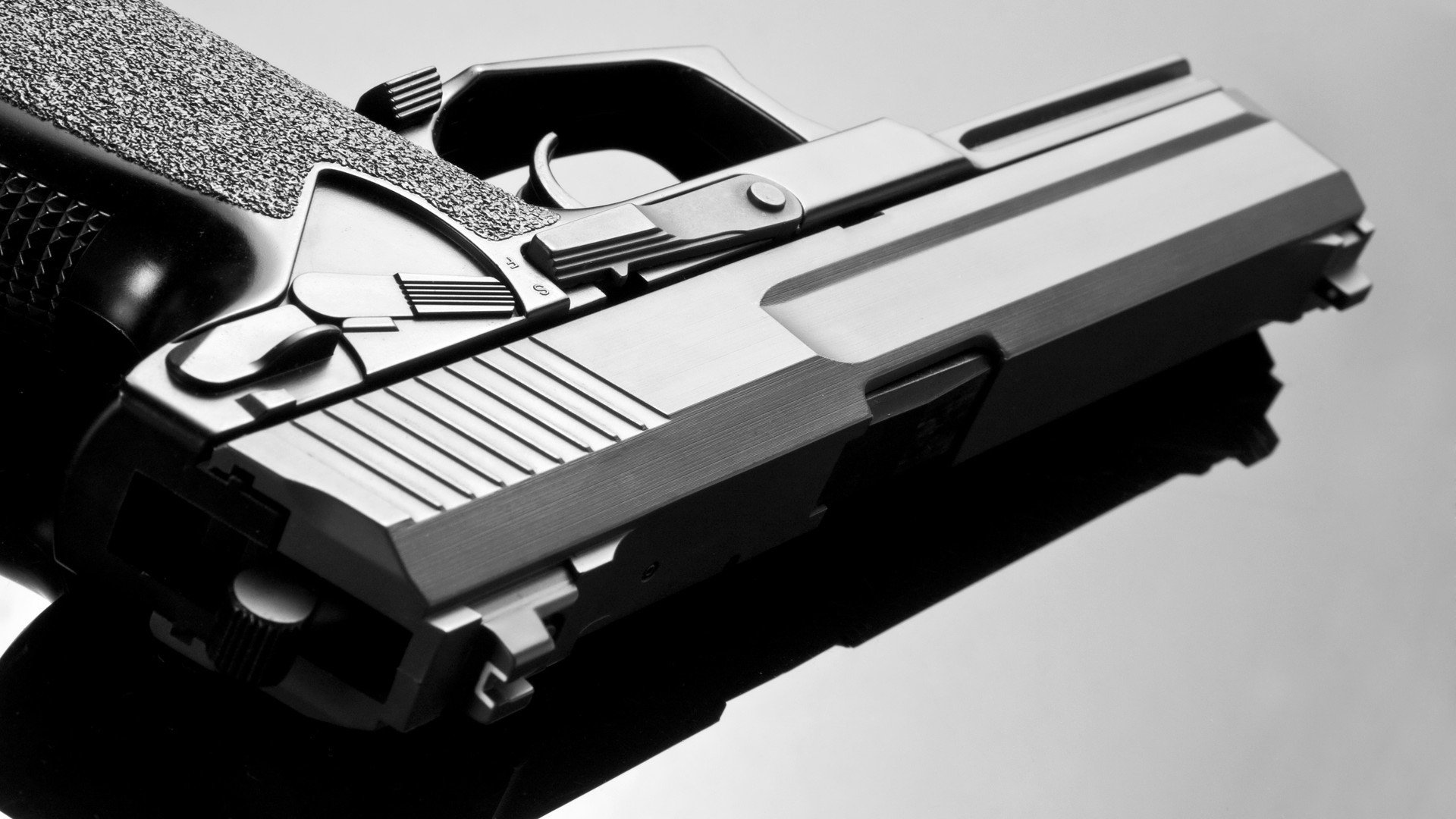 英超裁判语义分析提升跨语言判罚一致性,2021赛季英超裁判