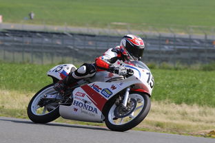 -全国轮滑锦标赛上演速度与激情，全国轮滑锦标赛视频