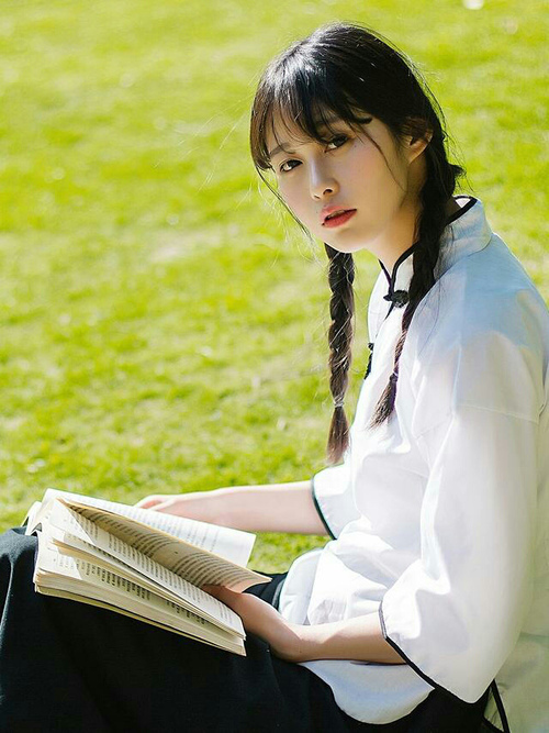 爱游戏娱乐网址-国家队逆转国际热身赛 热血之战备受期待，中国国家队热身赛